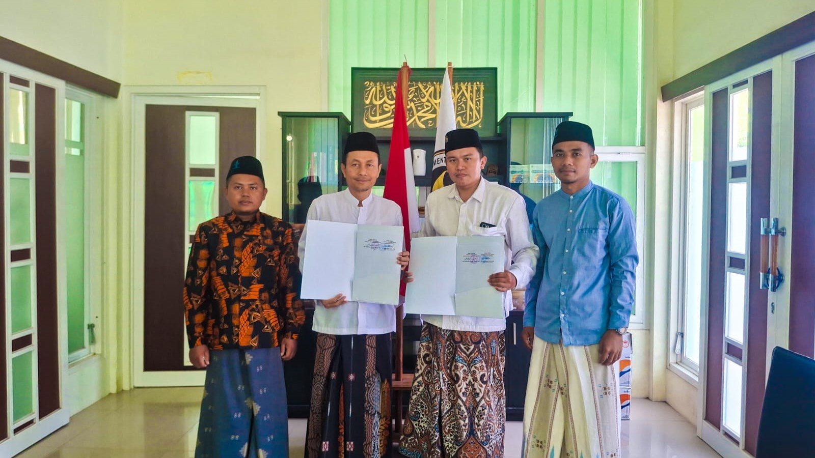 Perkuat Sinergi Kelembagaan, IDB Pamekasan Madura dan Kementerian Haji dan Umrah Pamekasan Teken MoU