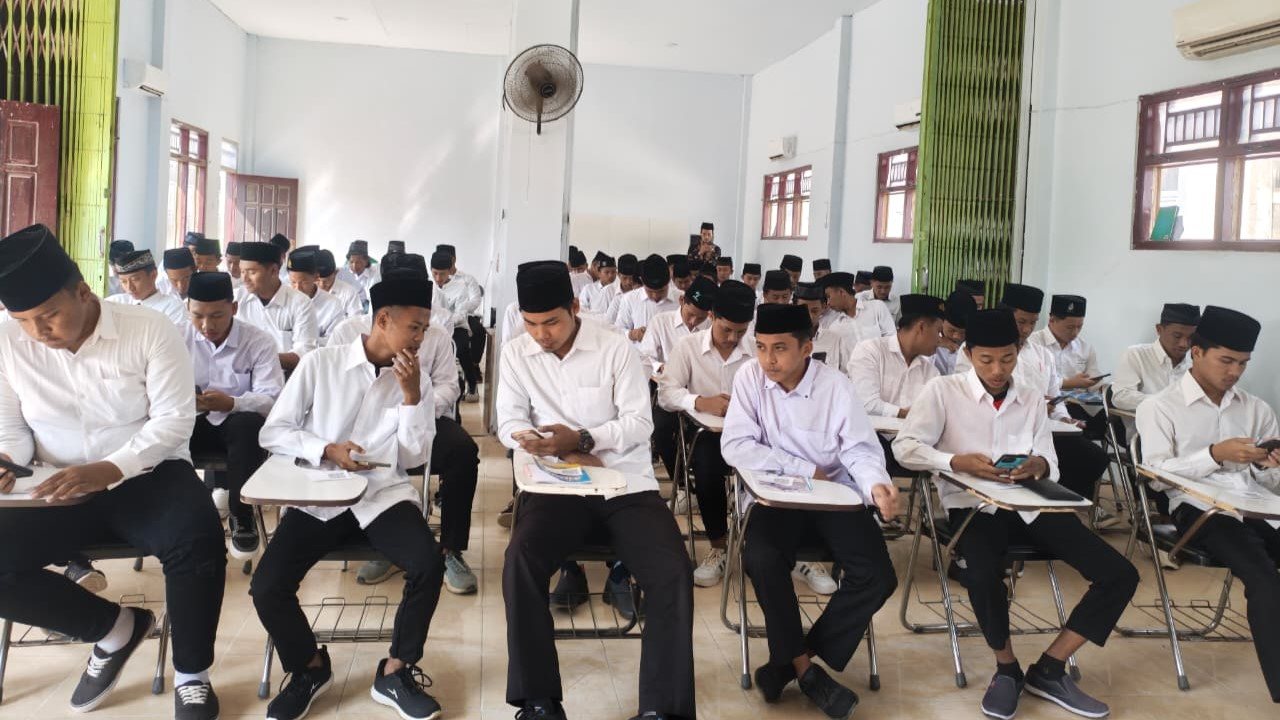 Seleksi PMB Gelombang II IDB Pamekasan Uji Kemampuan Akademik dan Keagamaan Peserta